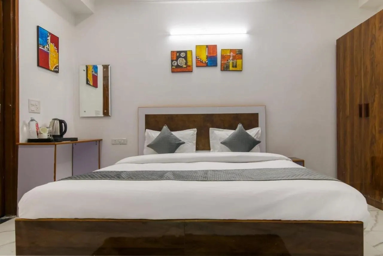 Hotel Manakamna Sector 39, Medicity Gurgaon