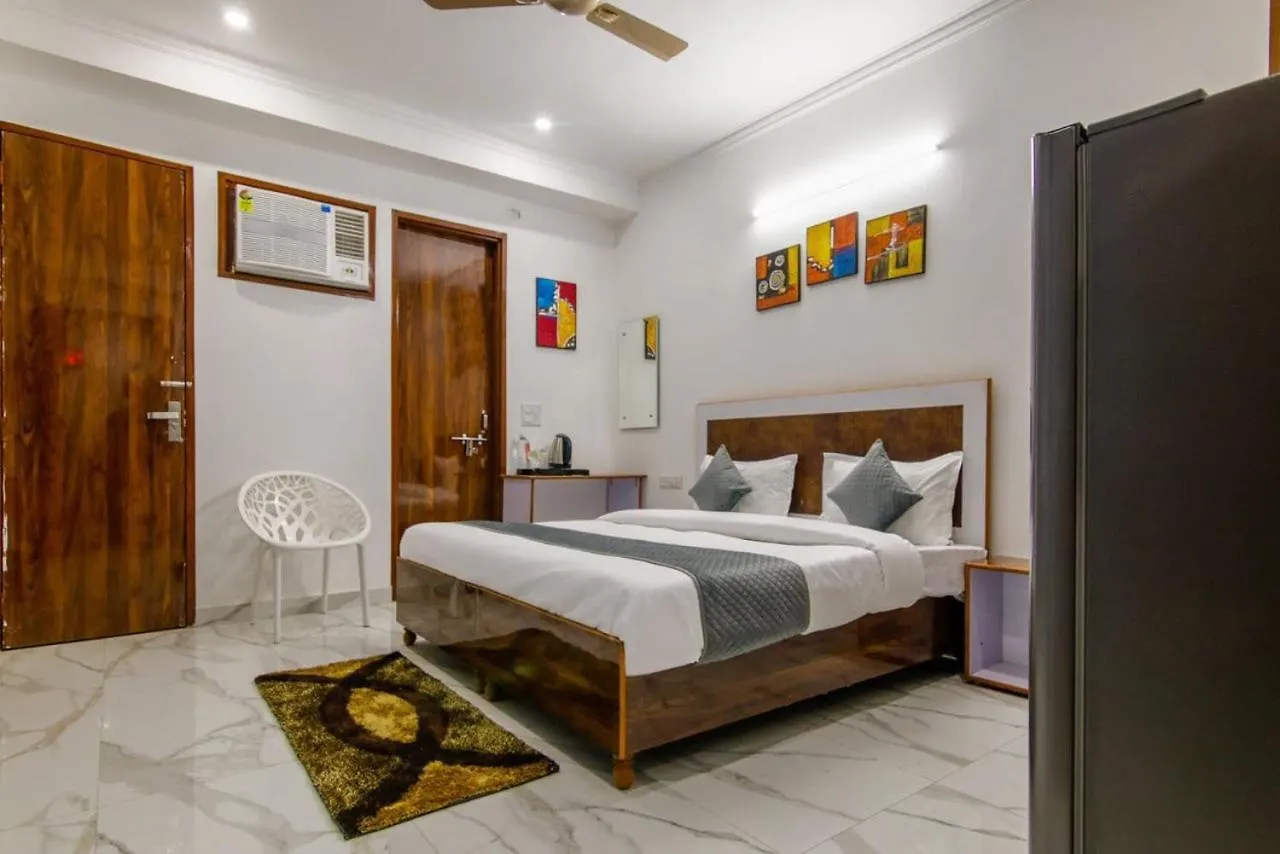 Hotel Manakamna Sector 39, Medicity Gurgaon 3*,  India